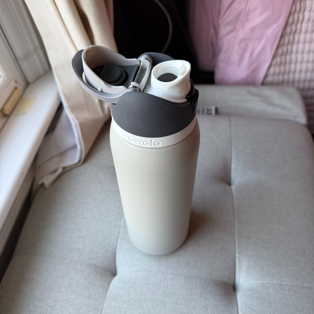 Gray Owala water bottle